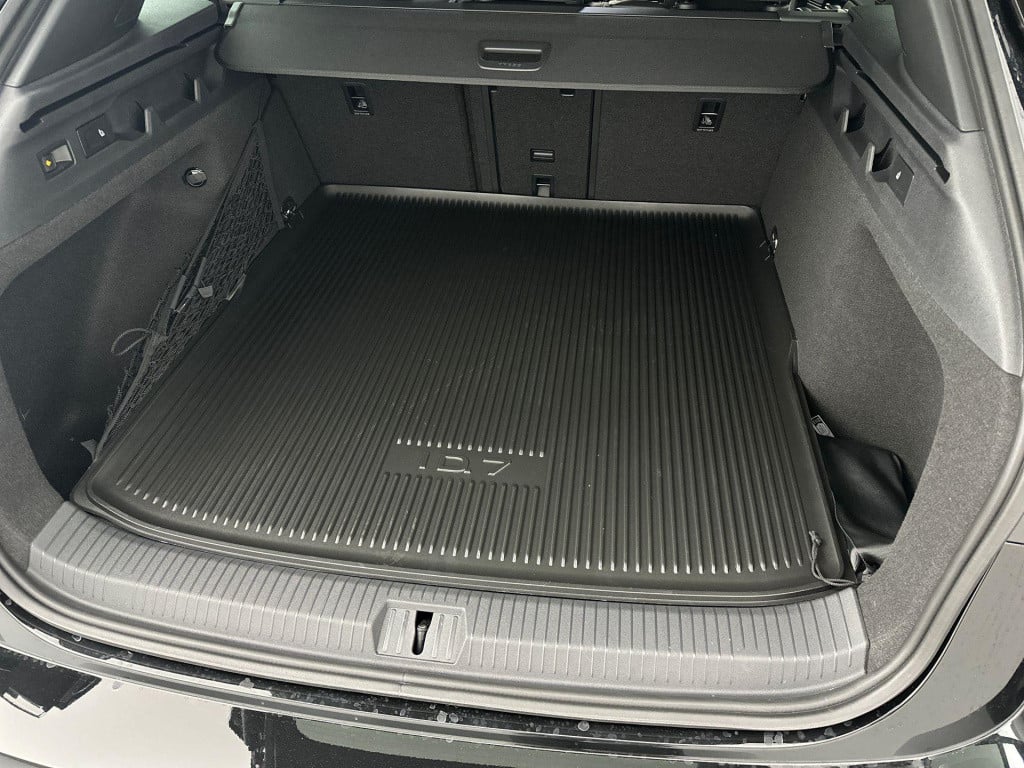 Volkswagen Id.7 tourer pro s limited edition 86 kwh accu. 210 kw / 286 pk