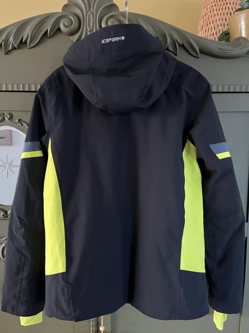 Diverse nette gebruikte skikleding