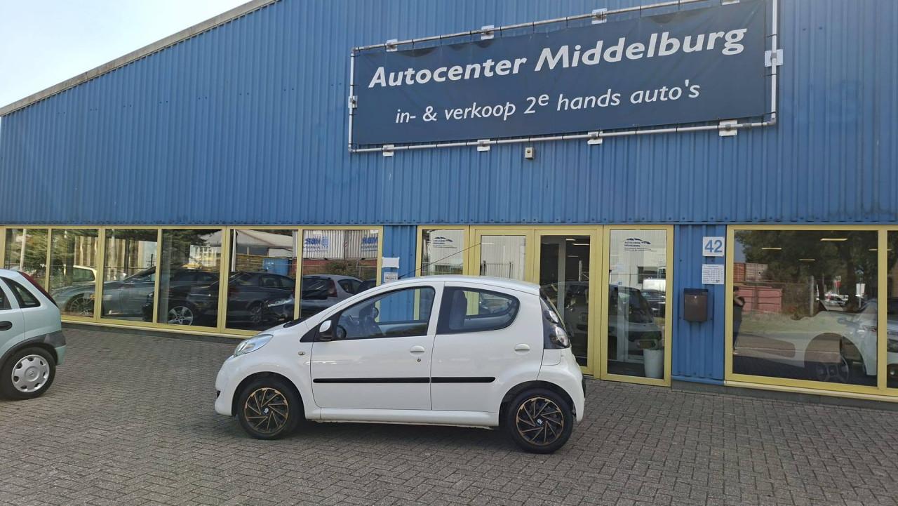 Citroen C1 1.0 12v Ambiance AUTOMAAT !! 5drs bj:2010 airco i.z.g.st