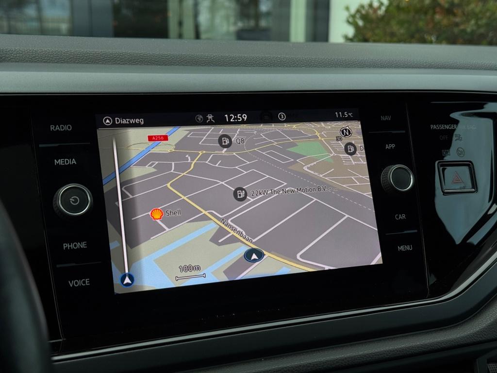 Volkswagen Taigo 1.0 tsi r-line * panoramadak * camera * led * clima