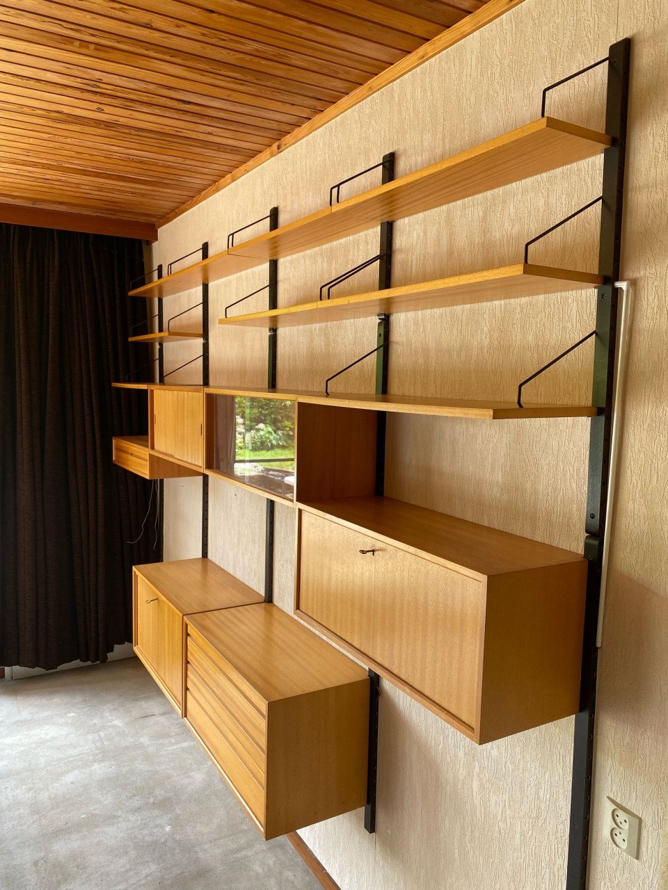 Origineel Poul Cadovius Royal System wandmeubel – Mid-Century Design