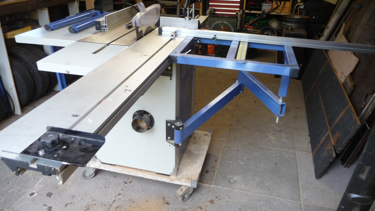 TE KOOP ZAAGMACHINE HBM 1600