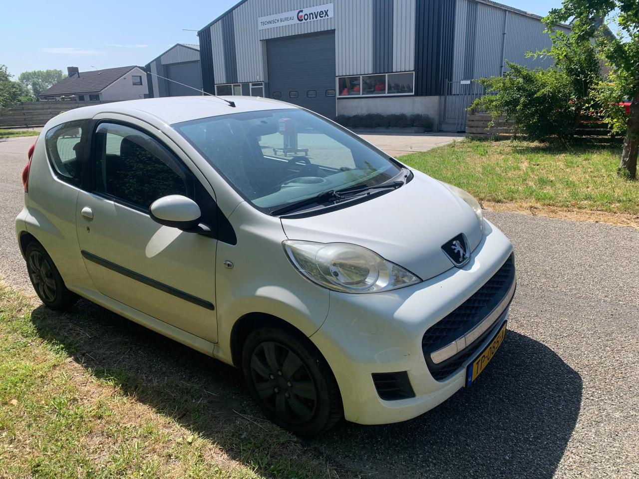 Peugeot 107 1.0
