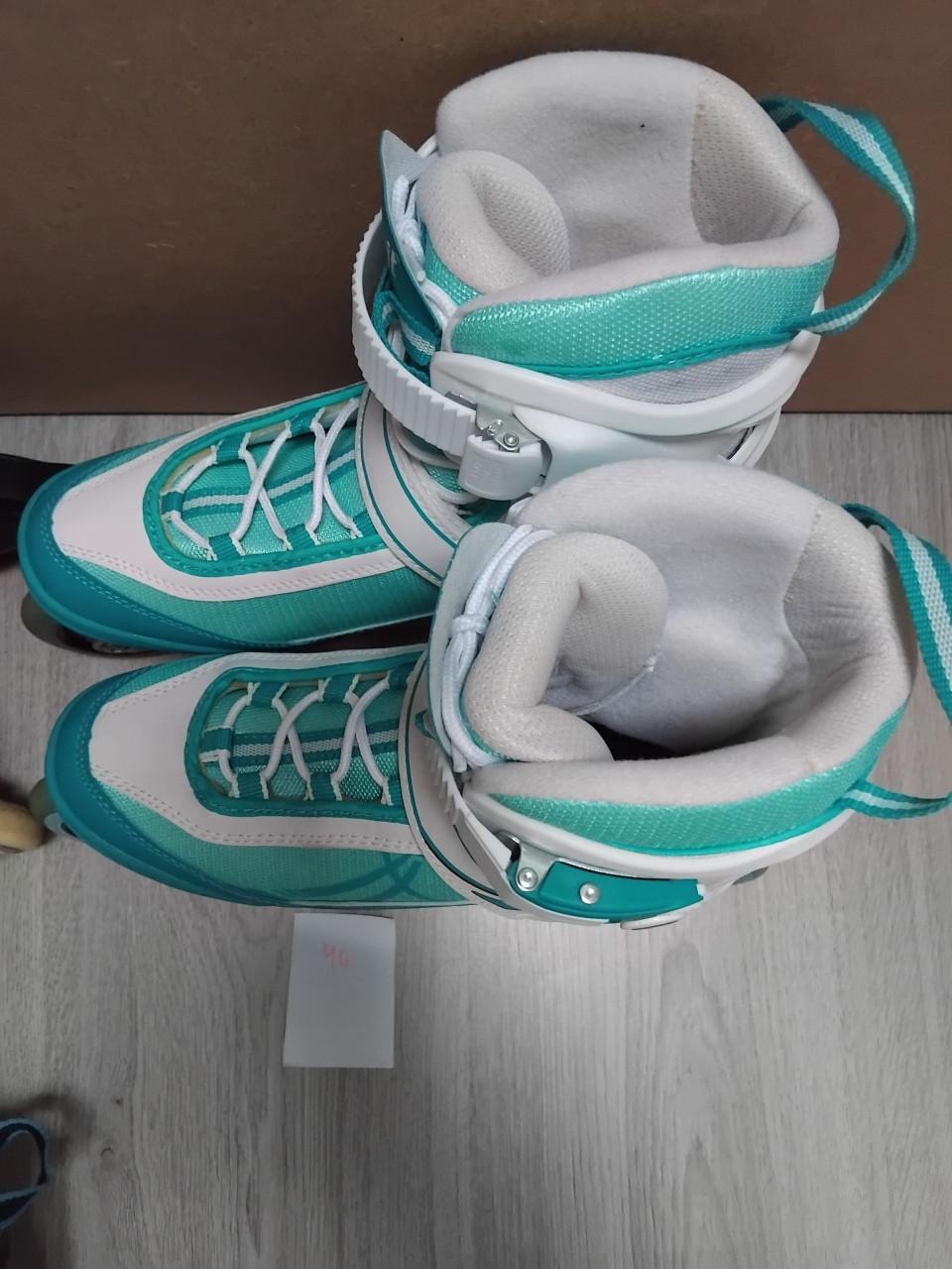 ALLES €10 / 4 paar SKEELERS 36-39 / 37-41 / 40