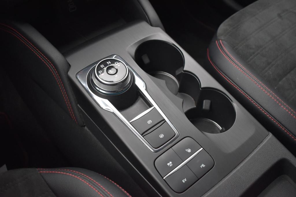 Ford Kuga 2.5 phev st-line x | climate control | adaptieve cruise control |