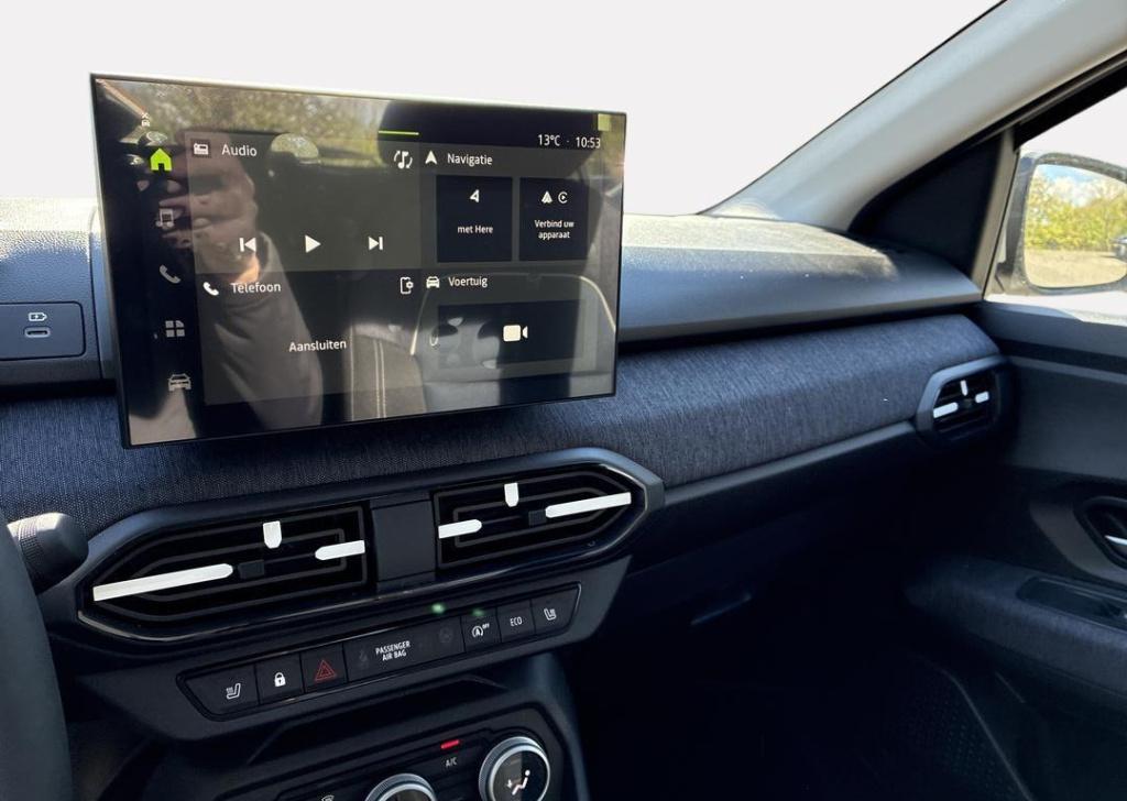 Dacia Sandero 1.2 eco-g 120 edc journey - pack nav+ / pack winter+ / pack d