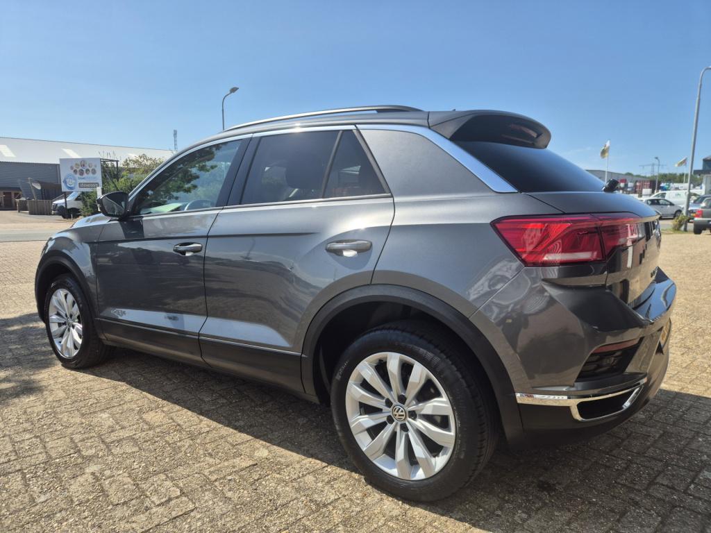 Volkswagen T-roc 1.0 tsi style 85kw / 115pk