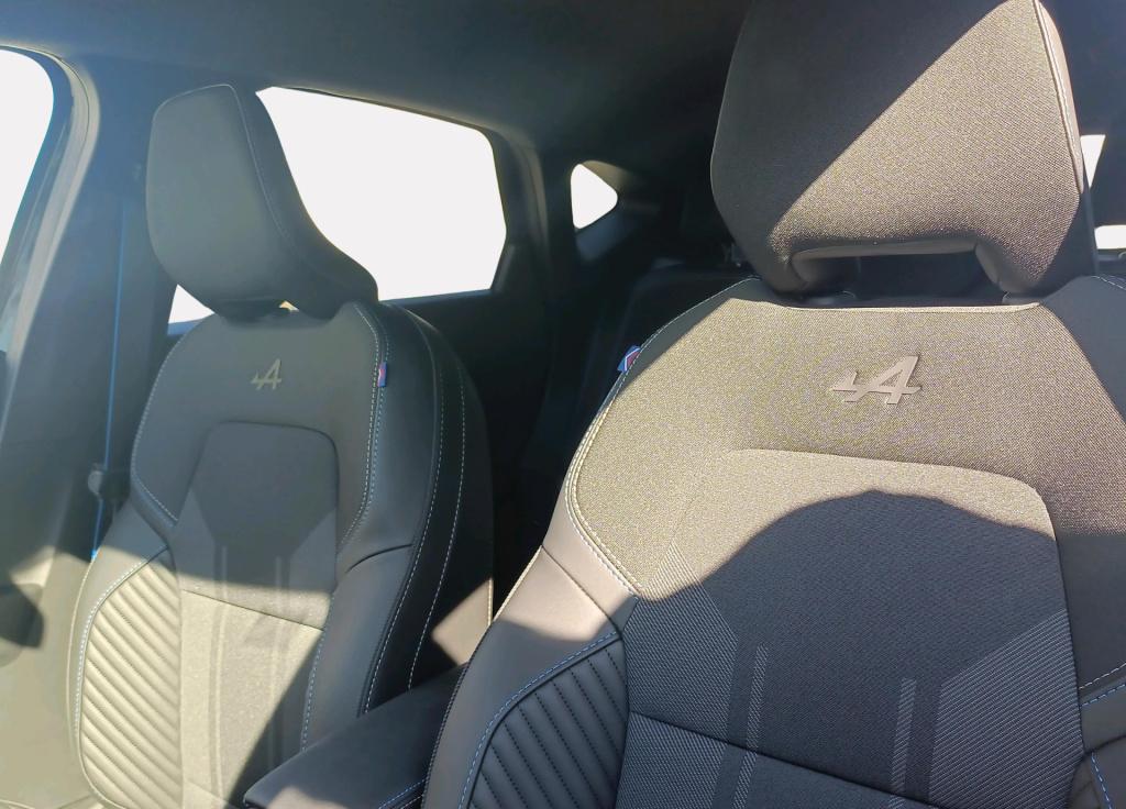 Renault Captur 1.8 e-tech full hybrid 160 esprit alpine