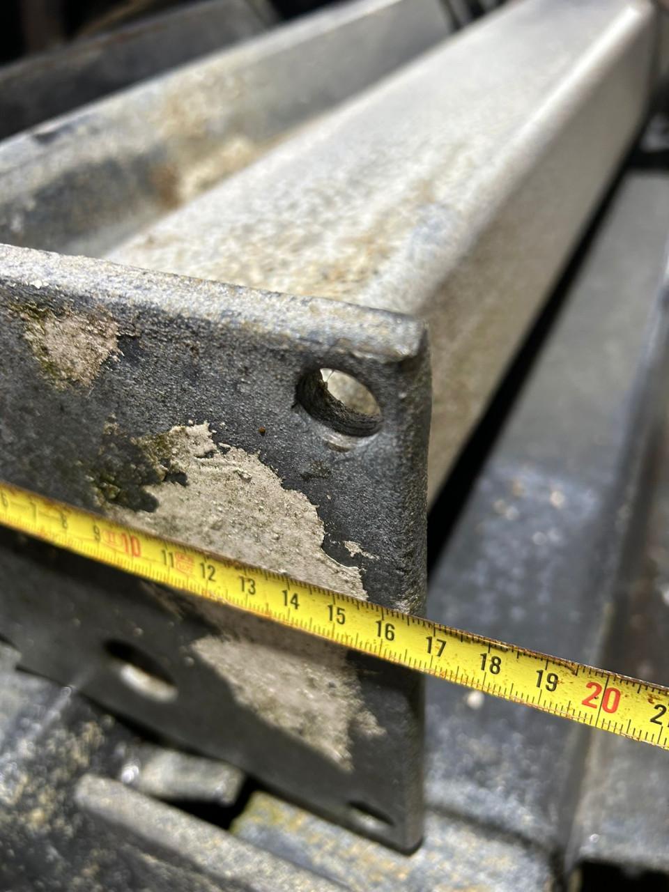 8 stuks gegalvaniseerde koker profielen 4 korte 4 lange gewicht 400 Kg