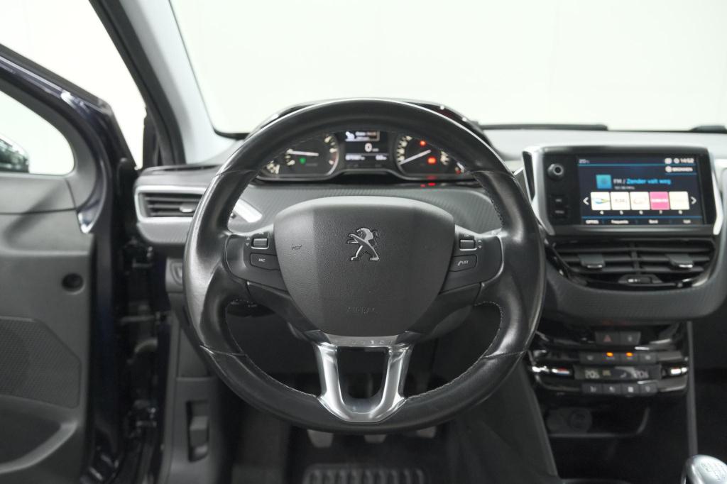 Peugeot 208 puretech 110 tech edition | camera | apple carplay | parkeersen
