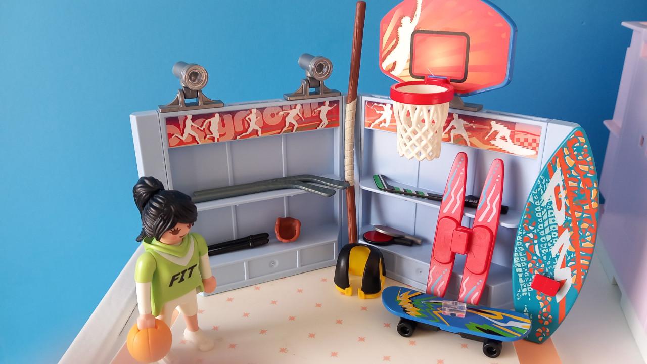 Playmobil winkelcentrum:sportshop,dierenzaak,damesmode set 9078
