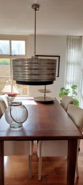 Grote design hanglamp voor boven eettafel