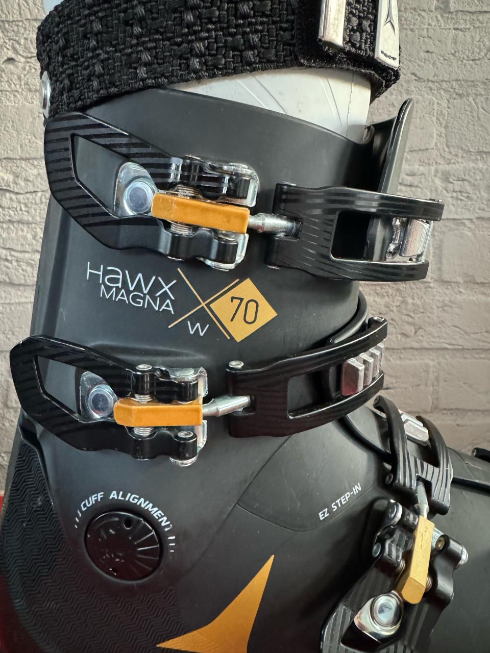 Skischoenen Atomic Hawk maat 27-27,5 = 42-43