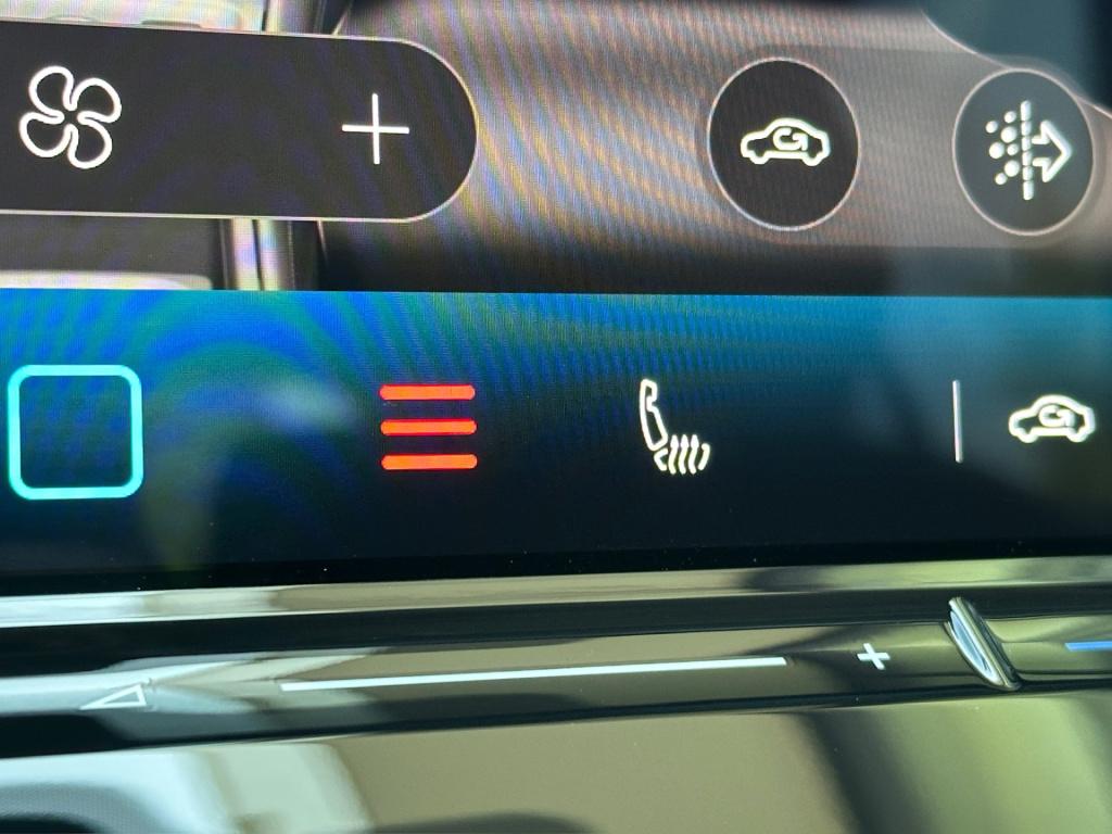 Volkswagen Tiguan 1.5 ehybrid elegance 204pk | trekhaak | camera | head-up 
