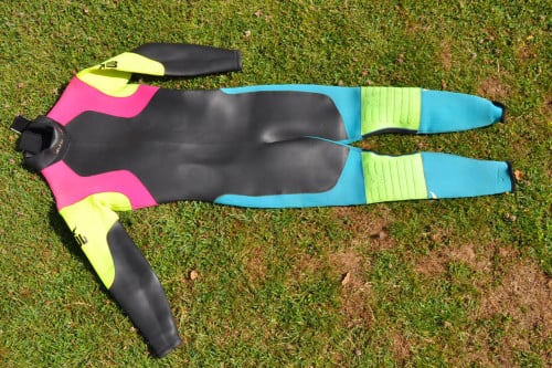 2x Wetsuit (maat M en S)