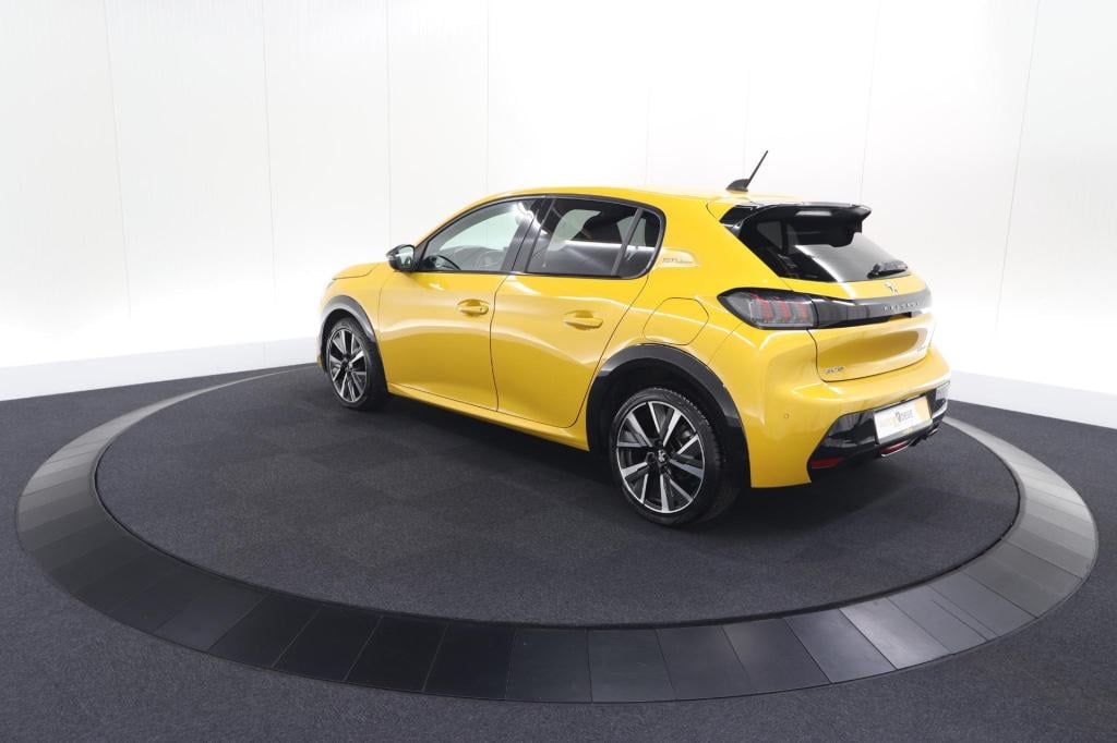 Peugeot 208 puretech 100 eat8 gt-line | camera | keyless entry | navigatie 