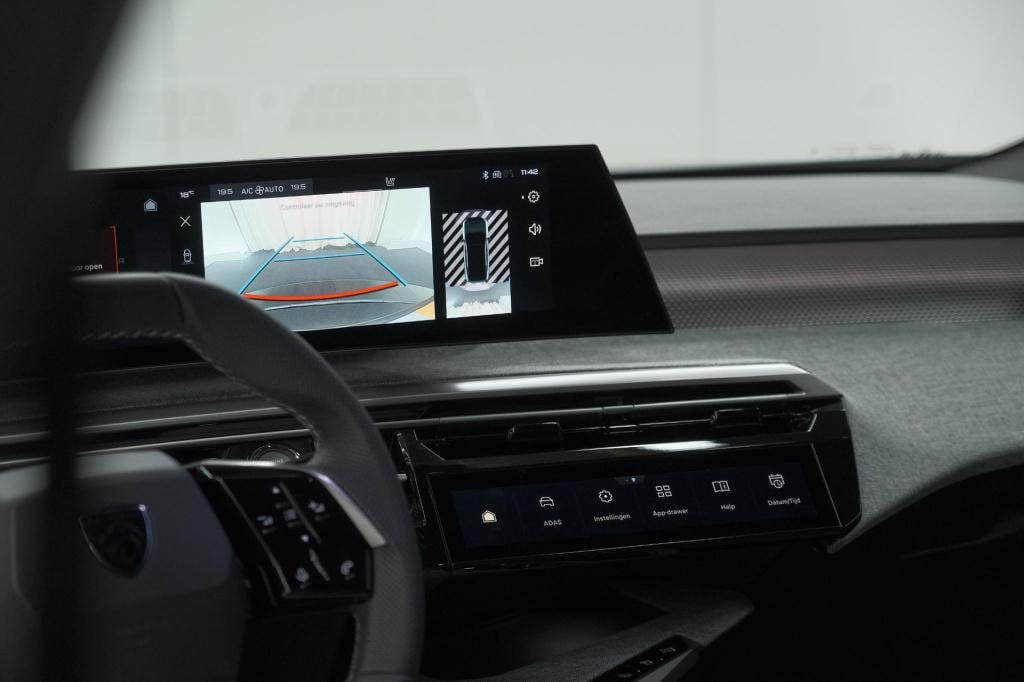 Peugeot 3008 1.2 hybrid 145 gt | elektrische kofferklep | camera | adaptiev