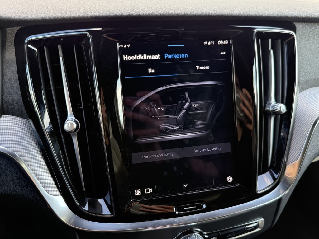 Volvo V60 v60 t6 awd plus dark