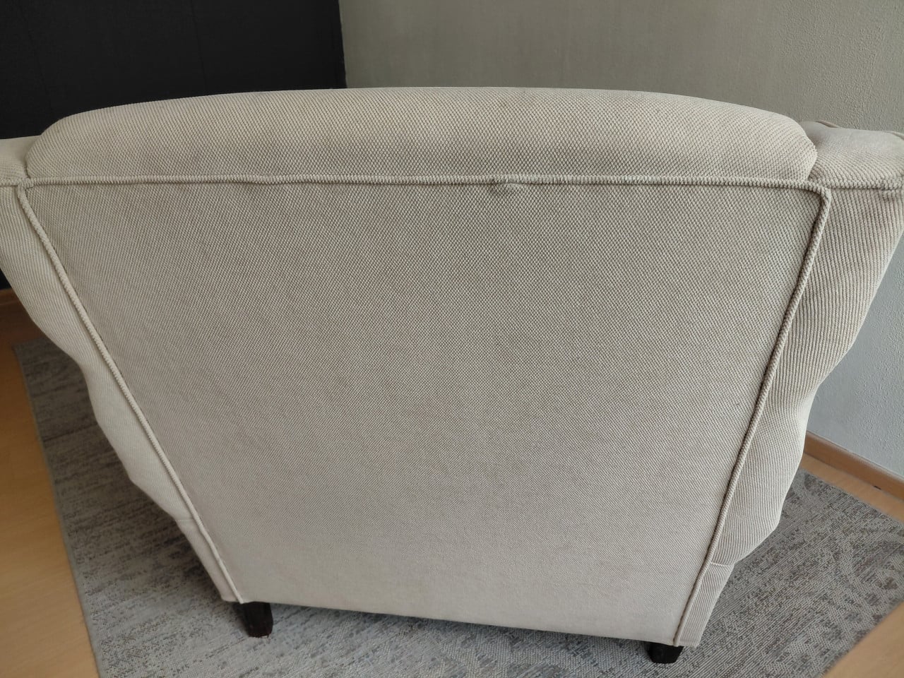 Gratis bank, bed, 2 stoelen, tafel