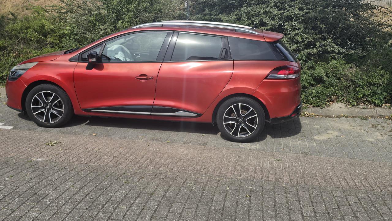 Renault Clio estate 2013