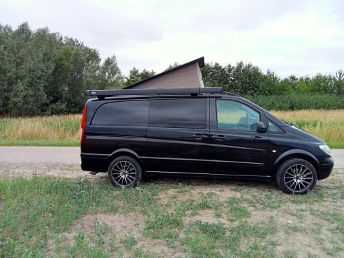 Mercedes Vito camper bus