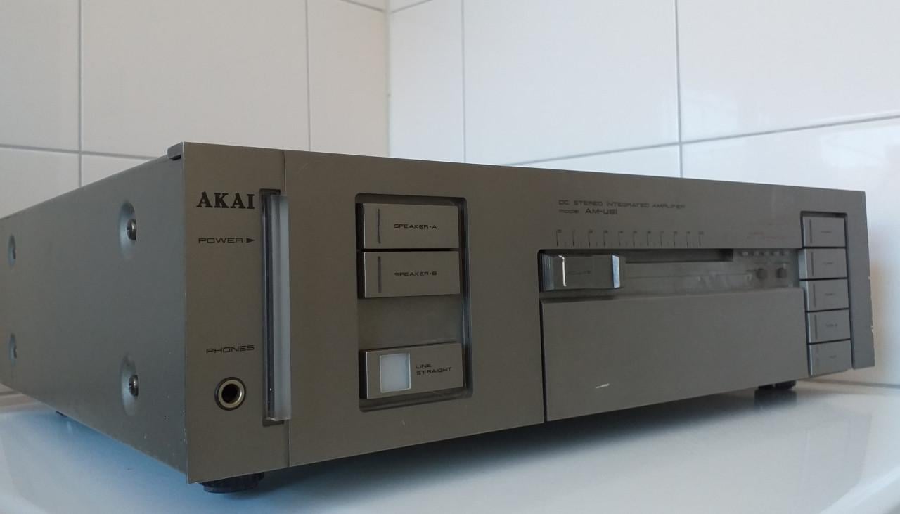 Akai AM-U61 Stereo Versterker