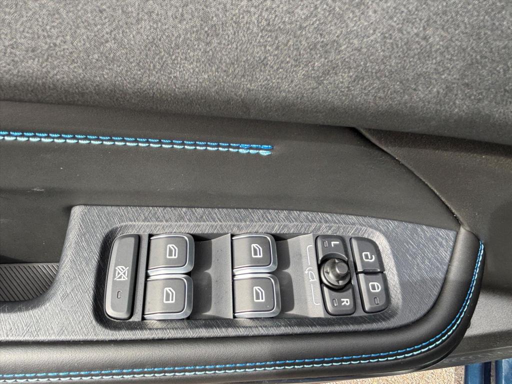 Lynk & Co 01 1.5td 261pk phev 7dcth|navi| schuifdak| 360gr camera|carplay| 