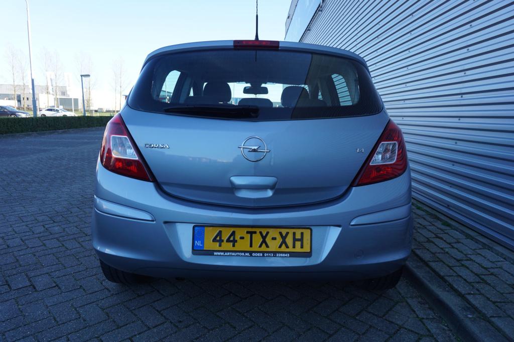 Opel Corsa 1.4-16v enjoy airco / cruise / elektr. ramen / lm velgen /  nap