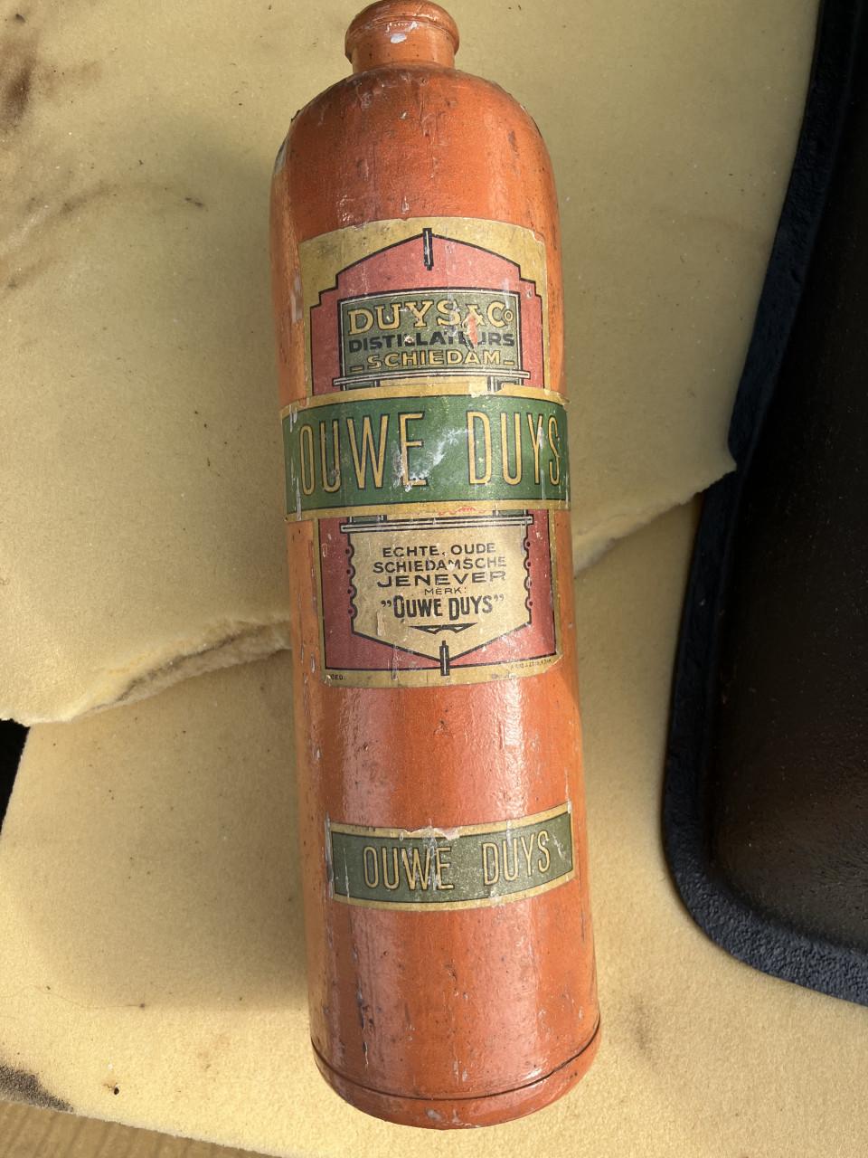 Oude jenever kruik ( Ouwe Duys )