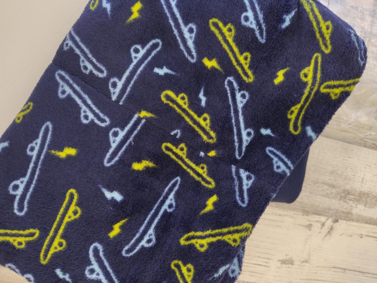 Onesie blauw met skateboards