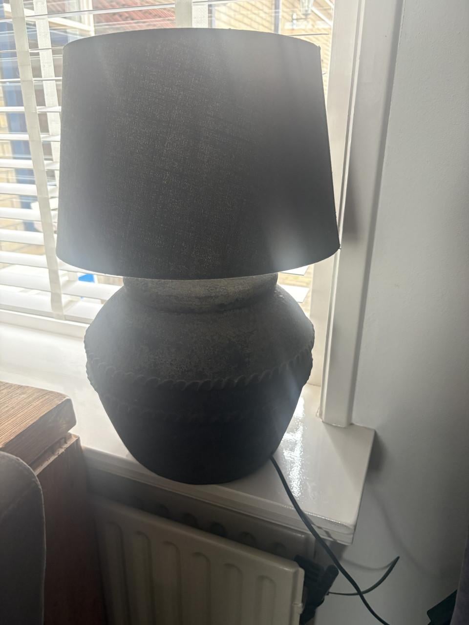 2 mooie kruiklampen donkergrijs Brynxz