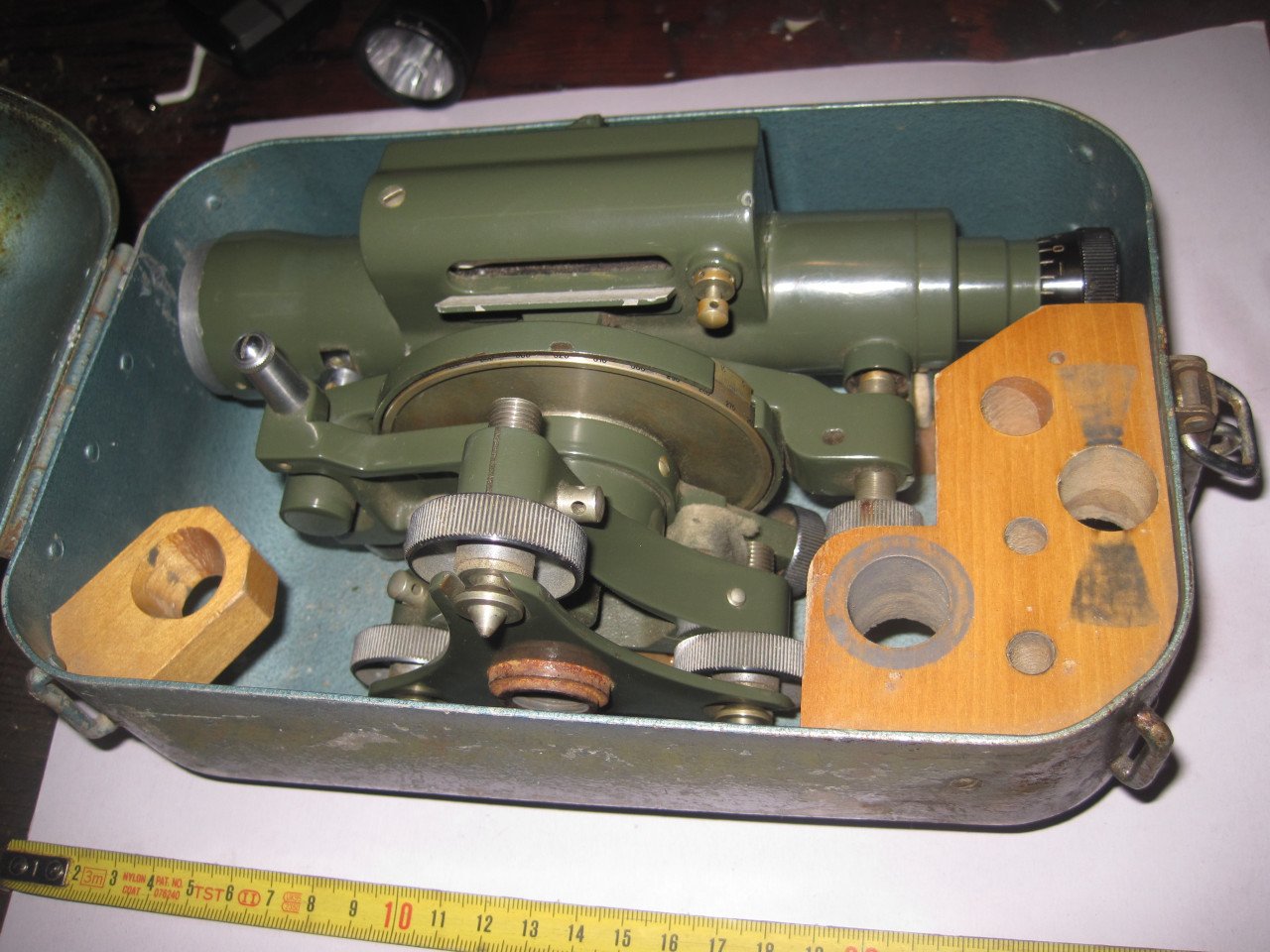 Teodoliet meetgereedschap