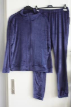 Huispak paars panterpatroon broek en vest maat m