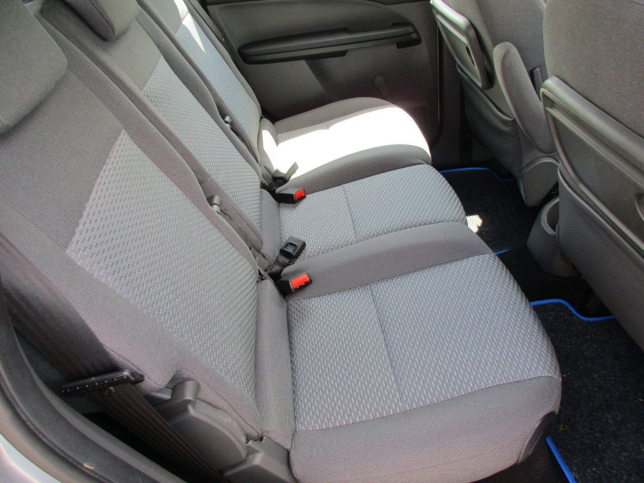 Ford C-Max 1.6 74KW 2004 Grijs