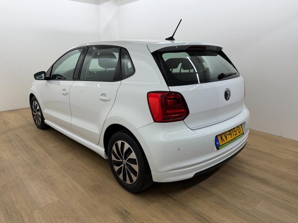 Volkswagen Polo occasion 1.0 bluemotion connected series | wit | tweedehand