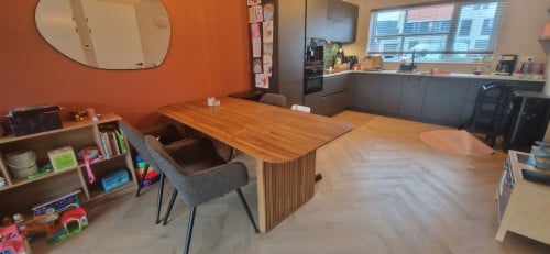 Houten tafel 200x99cm