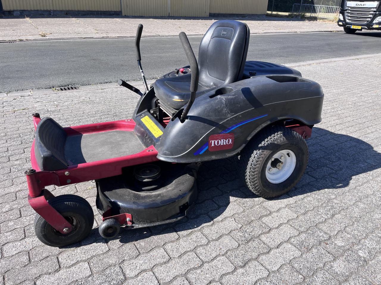 Toro zeroturn zitmaaier