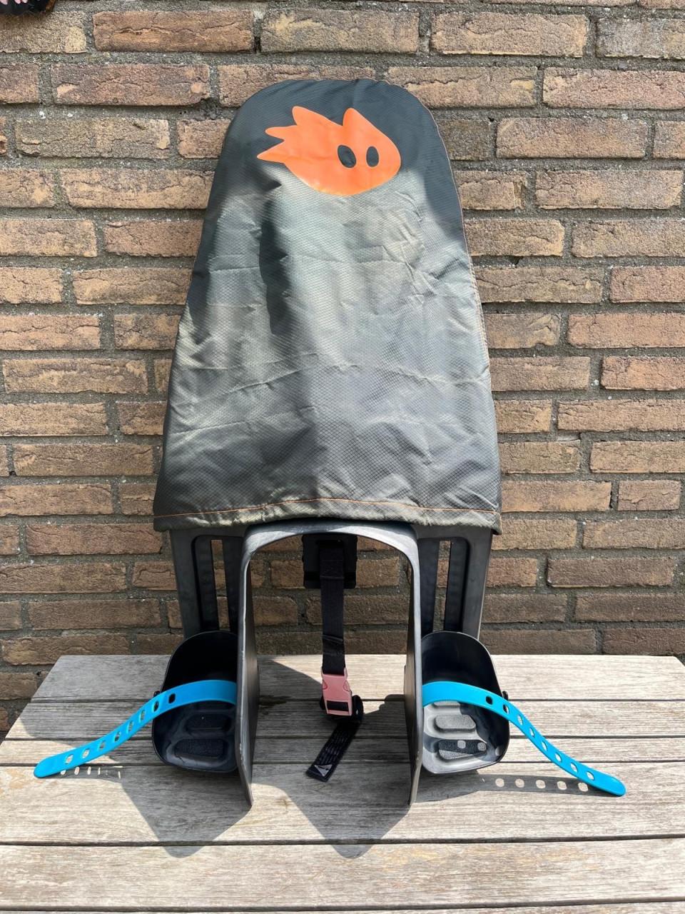 Yepp maxi easyfit achterzitje inclusief regenhoes.