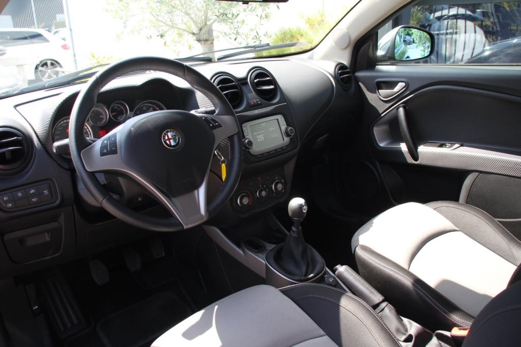 Alfa Romeo MiTo 1.4 turismo - actieprijs: €7.935,- t/m 20 augustus!