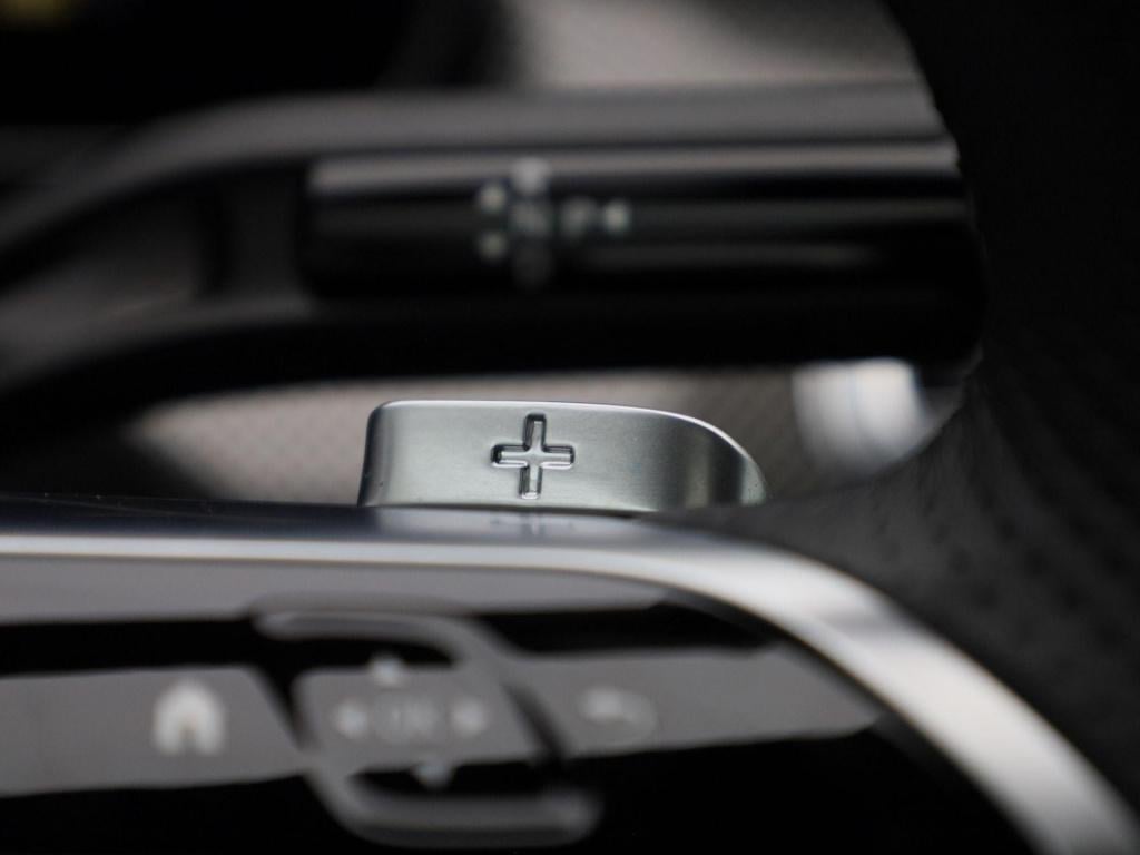 Mercedes-Benz C-Klasse 300 e amg line | automaat | panoramadak | climate co