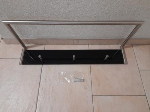 Kapstok ( z.g.a.n. ) 75 x 28 x 15H