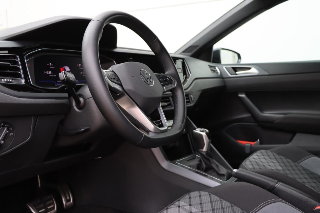 Volkswagen Polo 1.0 tsi r-line business