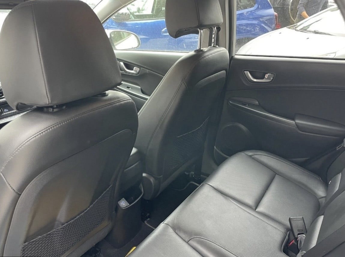 Hyundai Kona 1.6 Hybrid Automaat – Comfort, Luxe én Efficiëntie!