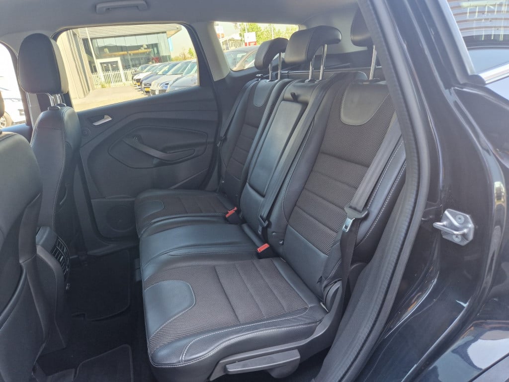 Ford Kuga 1.5 ecoboost 150pk 2wd titanium | trekhaak