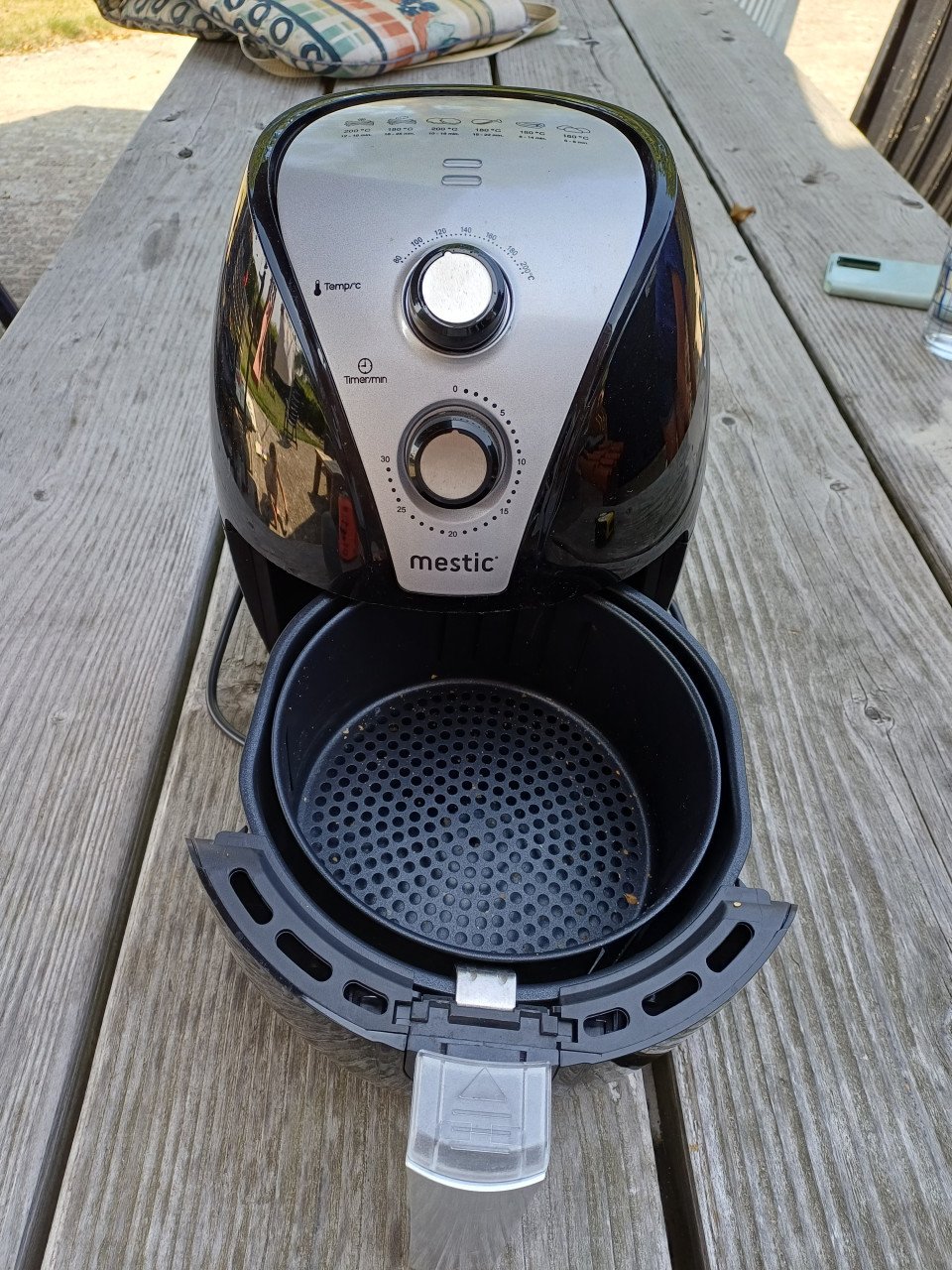 MESTIC airfryer
