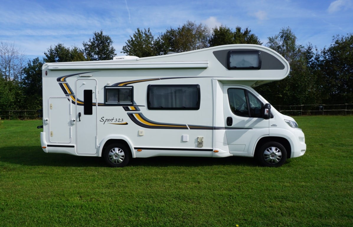 Benimar Mileo 323 Sport 2015 met 104.000km euro 5