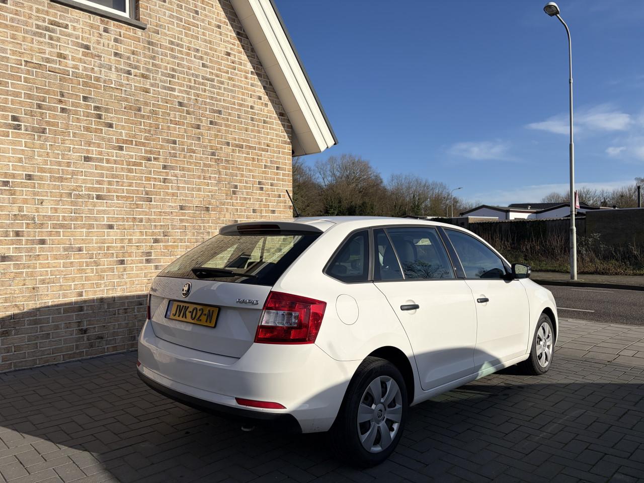 Skoda Rapid Spaceback 1.2 TSI Greentech Active 2016 107dkm Airco Navigatie