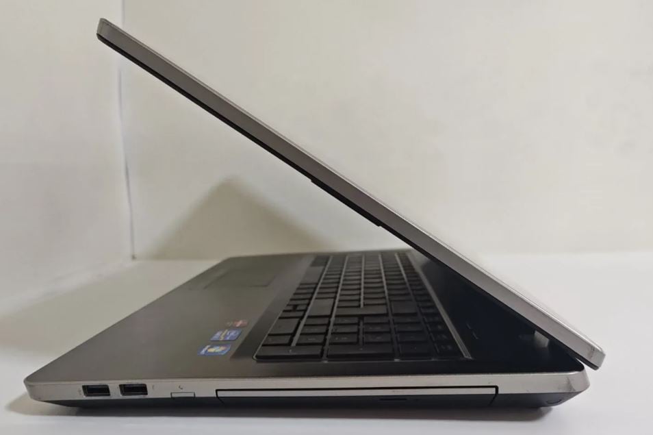 HP ProBook 4730s 17" i3-2330M 8Gb-RAM 128Gb-SSD ATI-7470m Win10Pro 75€