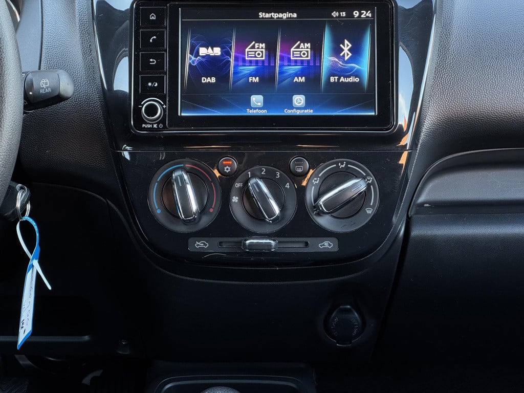 Mitsubishi Space Star 1.2 connect+