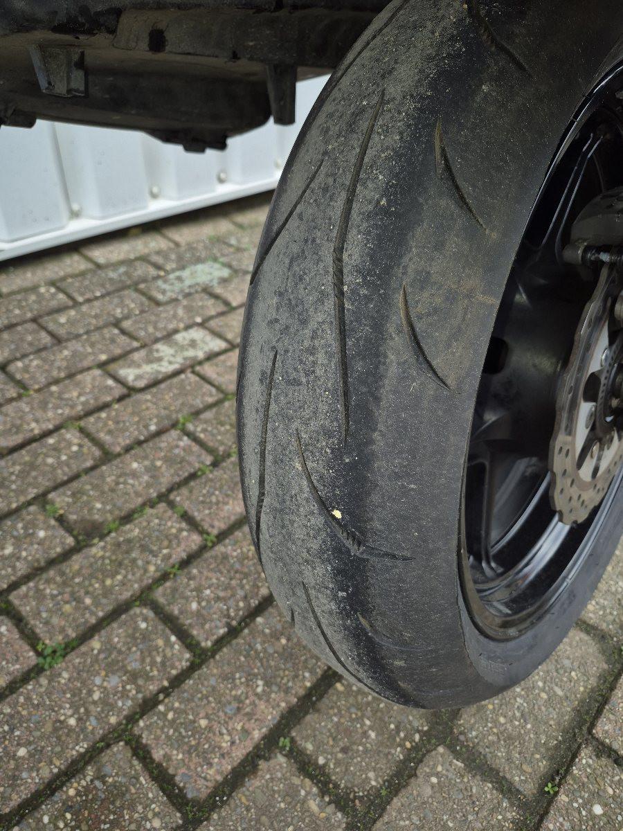 Kawasaki Versys 650GT uit 2015, boordevol